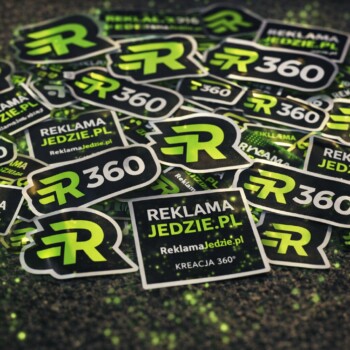 Naklejki dopasowane do identyfikacji wizualnej Twojej marki. Naklejki reklamowe na zamówienie z indywidualnym projektem